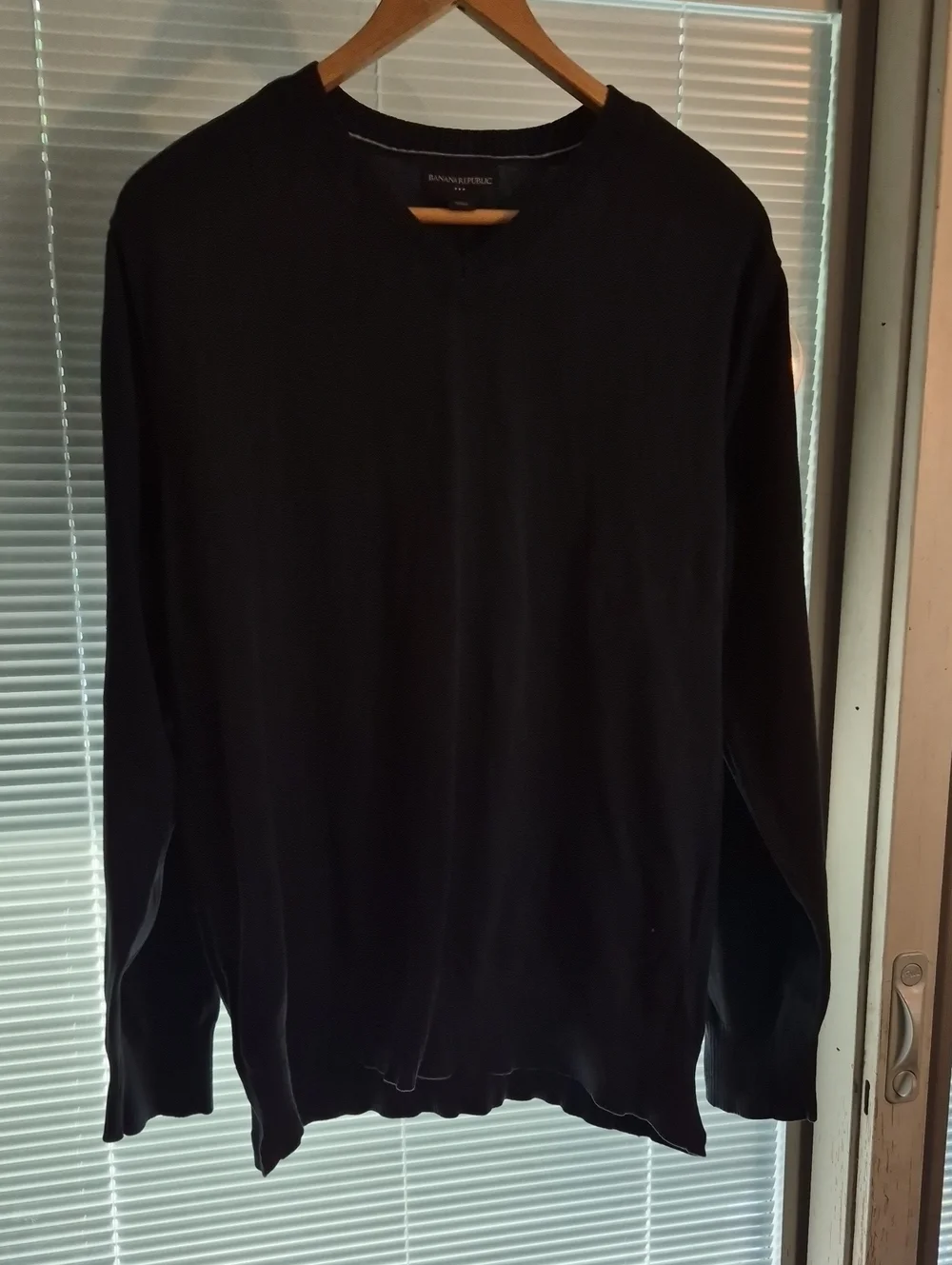 Banana Republic Black Long Sleeve Crewneck Lightweight Sweater Mens L